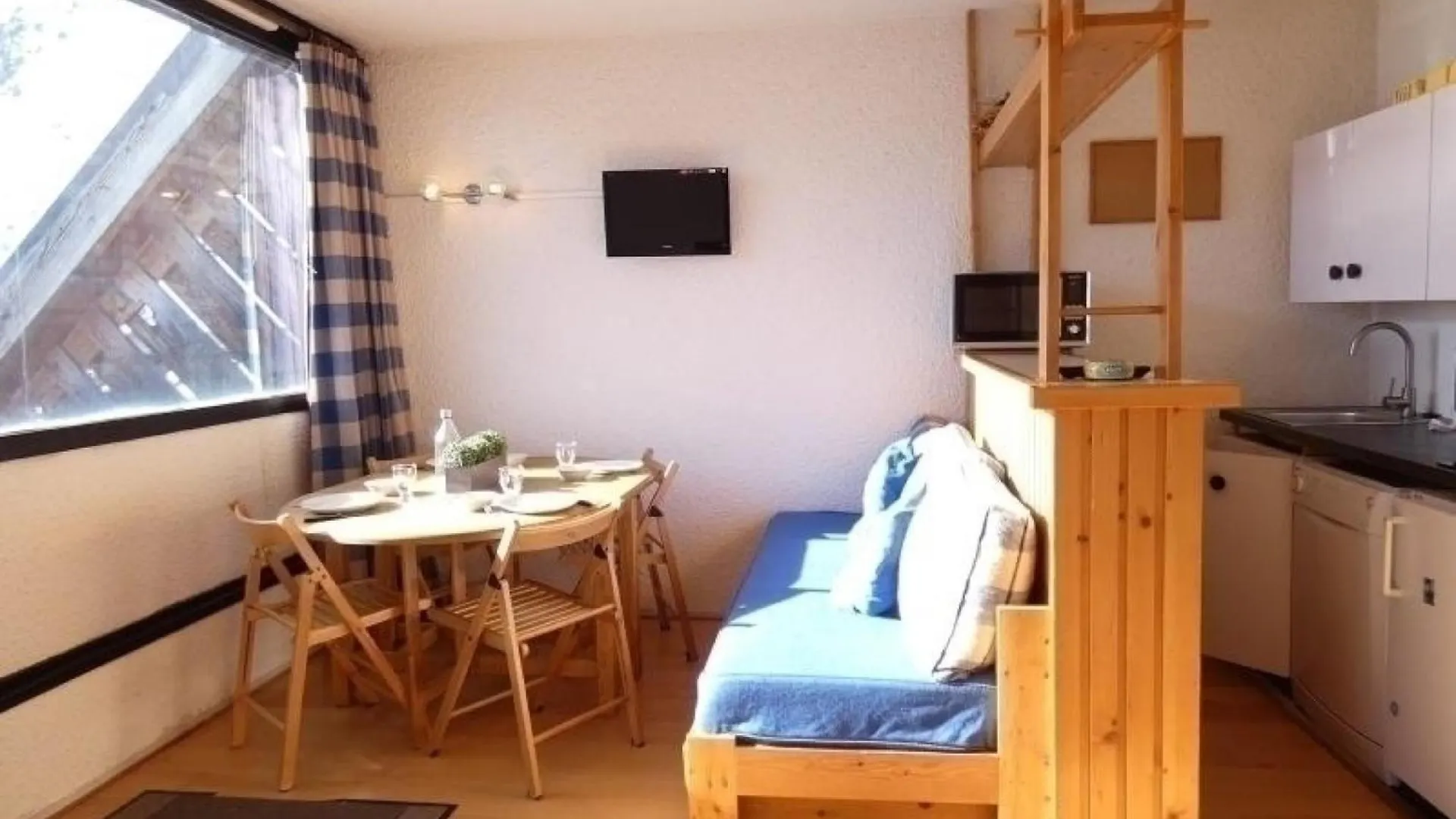 Studio 4 Pers. Avec Balcon Au Sud, A Piau-Engaly, Cuisine Equipee Et Acces Direct Aux Pistes - Fr-1-457-155 Aragnouet
