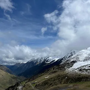  Appartement Piau Engaly, Plein Sud Avec Vue Sur Les Pistes A 50 M, Coeur De Station